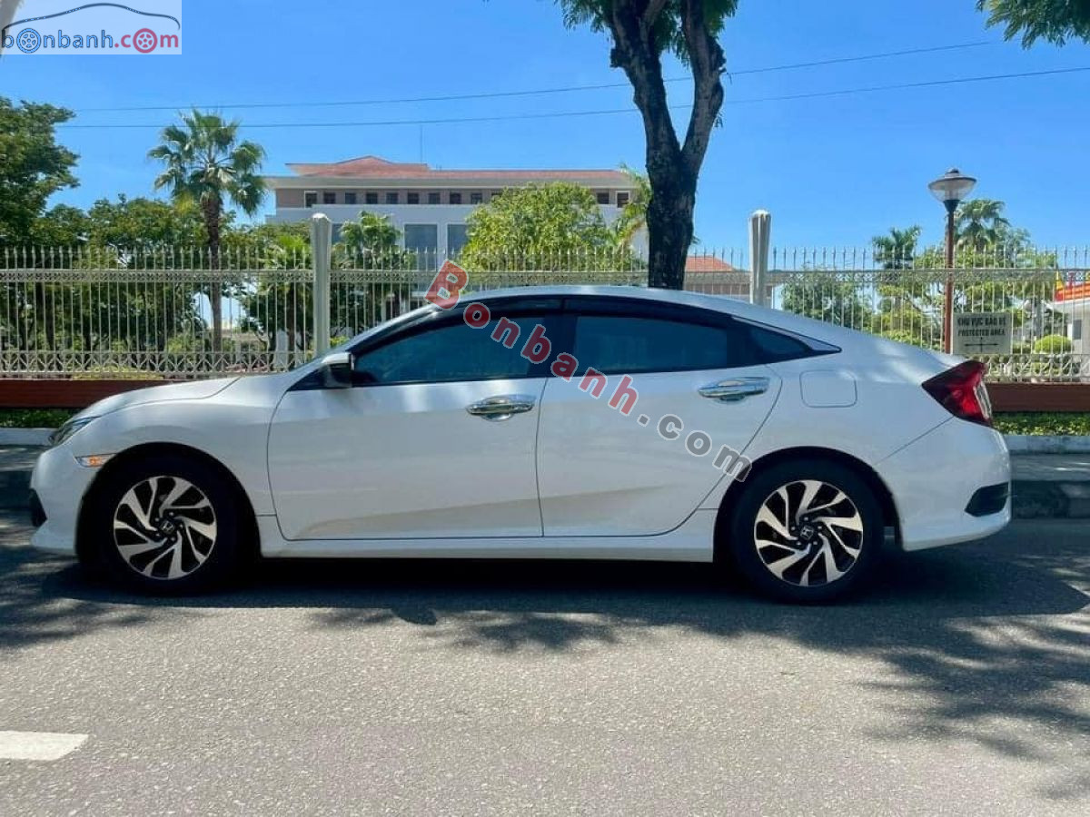 Bán ô tô Honda Civic 1.8 E - 2018 - xe cũ