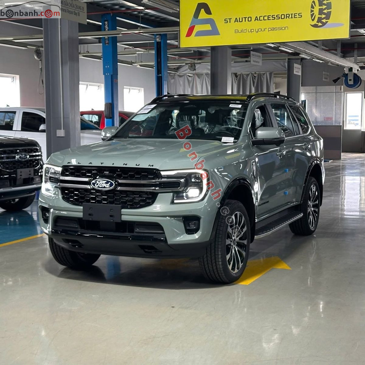 Bán ô tô Ford Everest Platinum+ 2.3L 4x4 AT - 2026 - xe mới