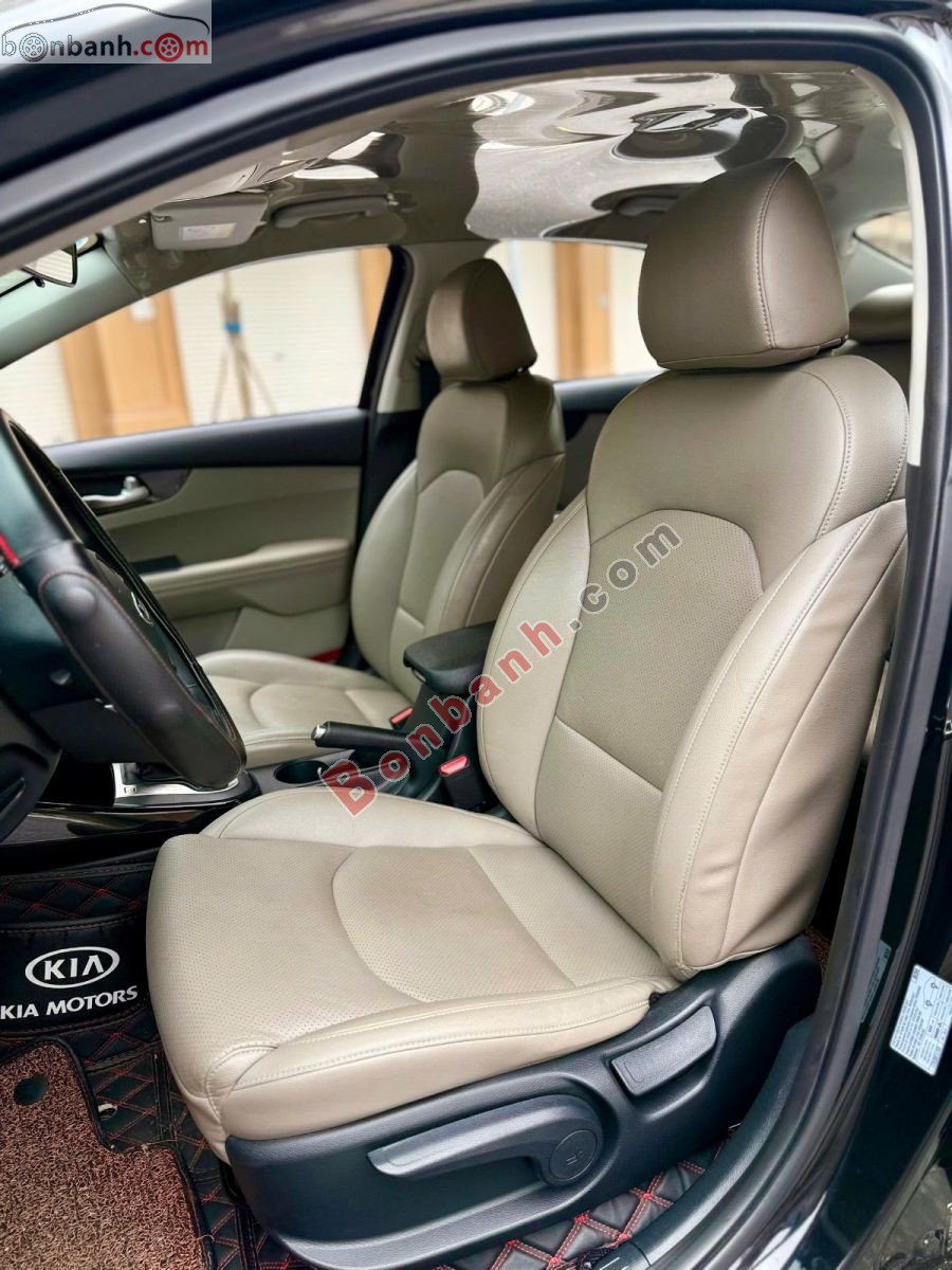 Bán ô tô Kia Cerato 1.6 AT Deluxe - 2019 - xe cũ