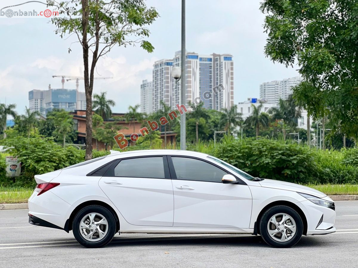 Bán ô tô Hyundai Elantra 1.6 AT Tiêu chuẩn - 2024 - xe cũ