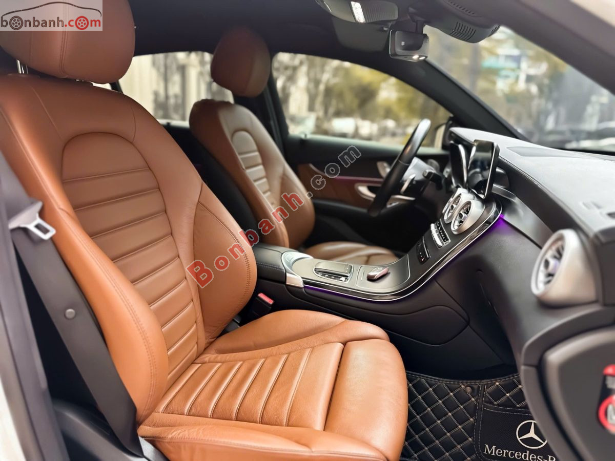 Bán ô tô Mercedes Benz GLC 300 4Matic Coupe - 2021 - xe cũ