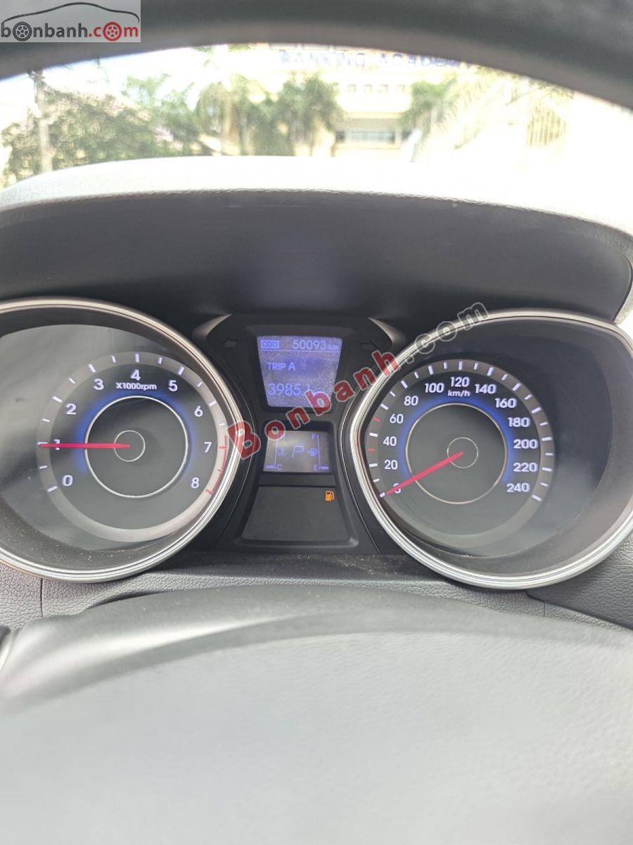 Bán ô tô Hyundai Elantra 1.8 AT - 2013 - xe cũ