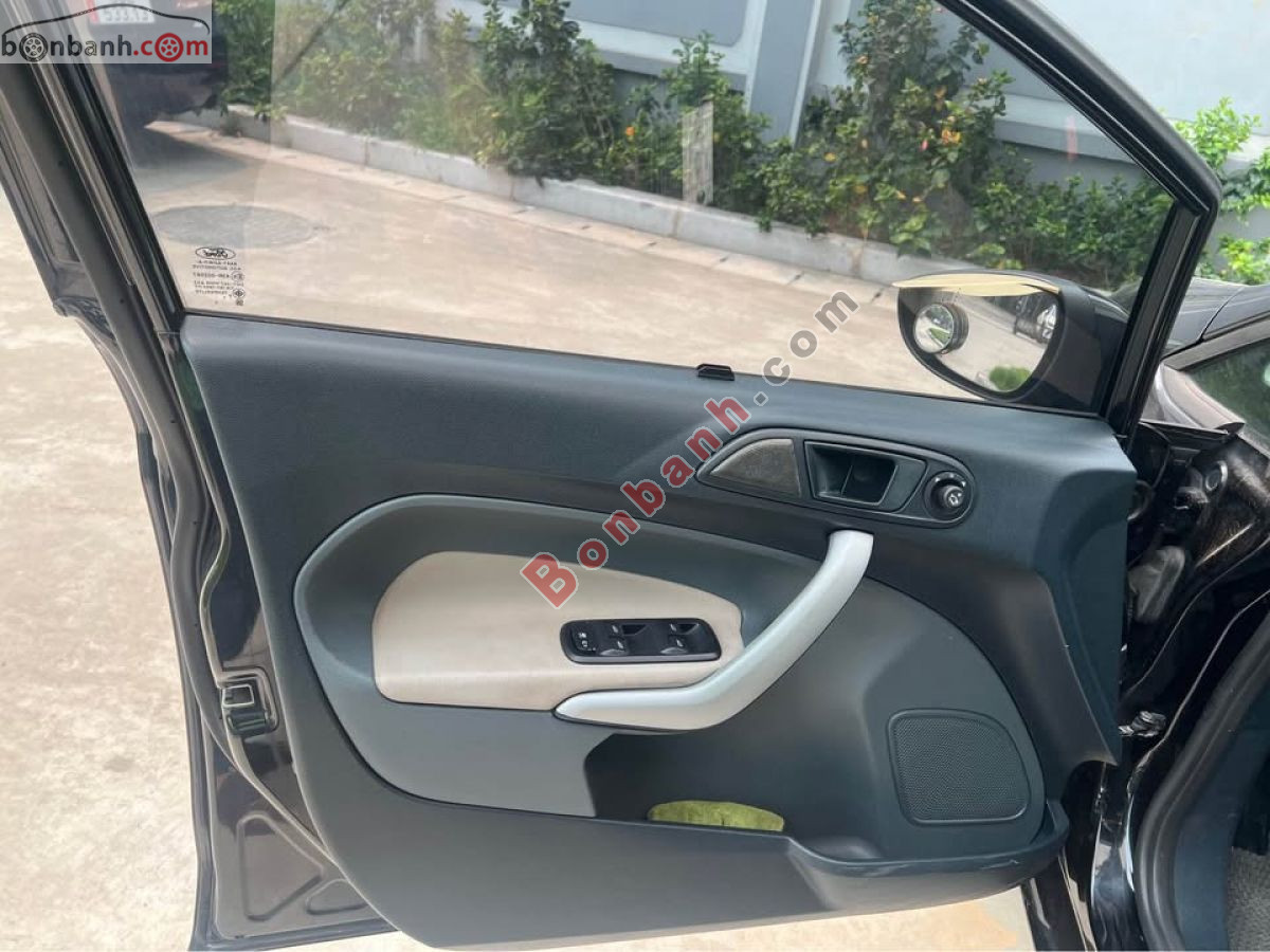 Bán ô tô Ford Fiesta 1.6 AT - 2011 - xe cũ