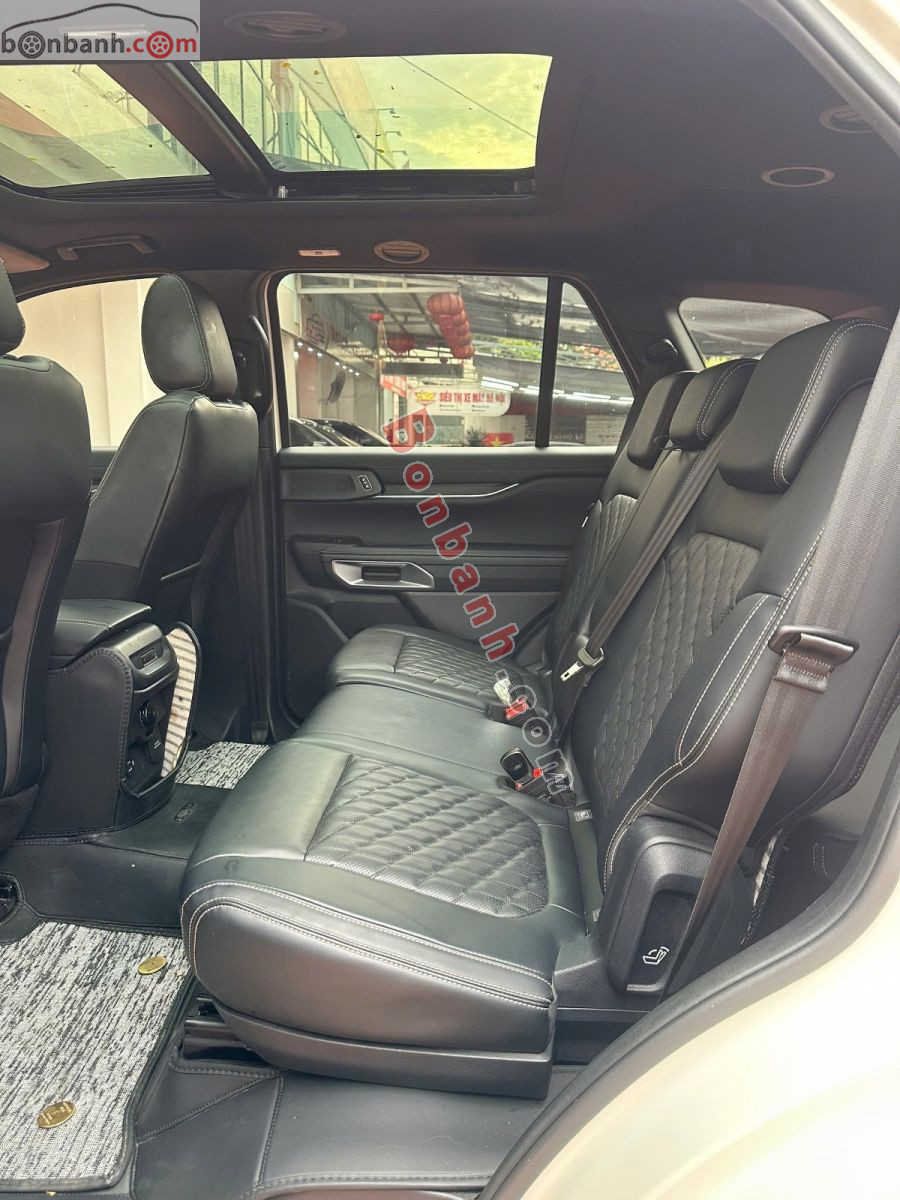 Bán ô tô Ford Everest Platinum 2.0L 4x4 AT - 2024 - xe cũ