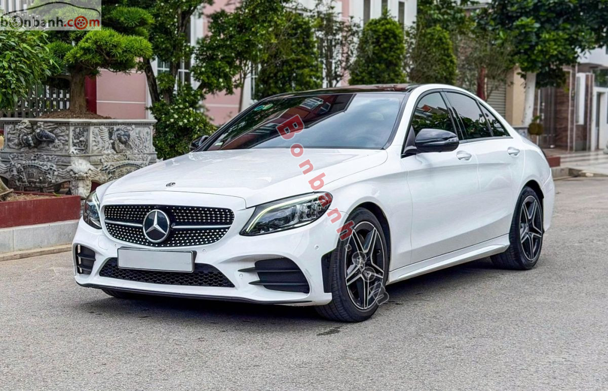 Bán ô tô Mercedes Benz C class C300 AMG - 2019 - xe cũ
