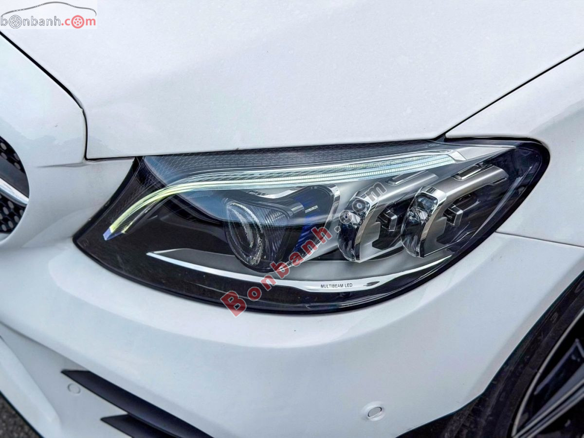Bán ô tô Mercedes Benz C class C300 AMG - 2019 - xe cũ