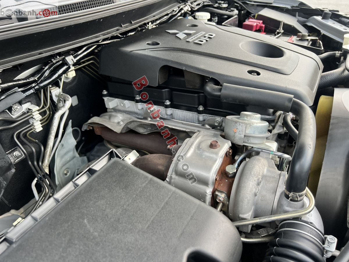 Bán ô tô Mitsubishi Triton 4x4 AT Mivec - 2019 - xe cũ