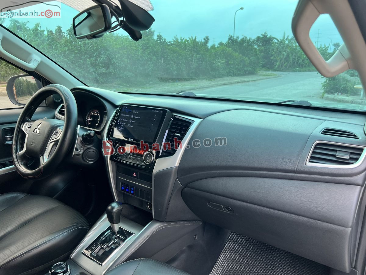 Bán ô tô Mitsubishi Triton 4x4 AT Mivec - 2019 - xe cũ