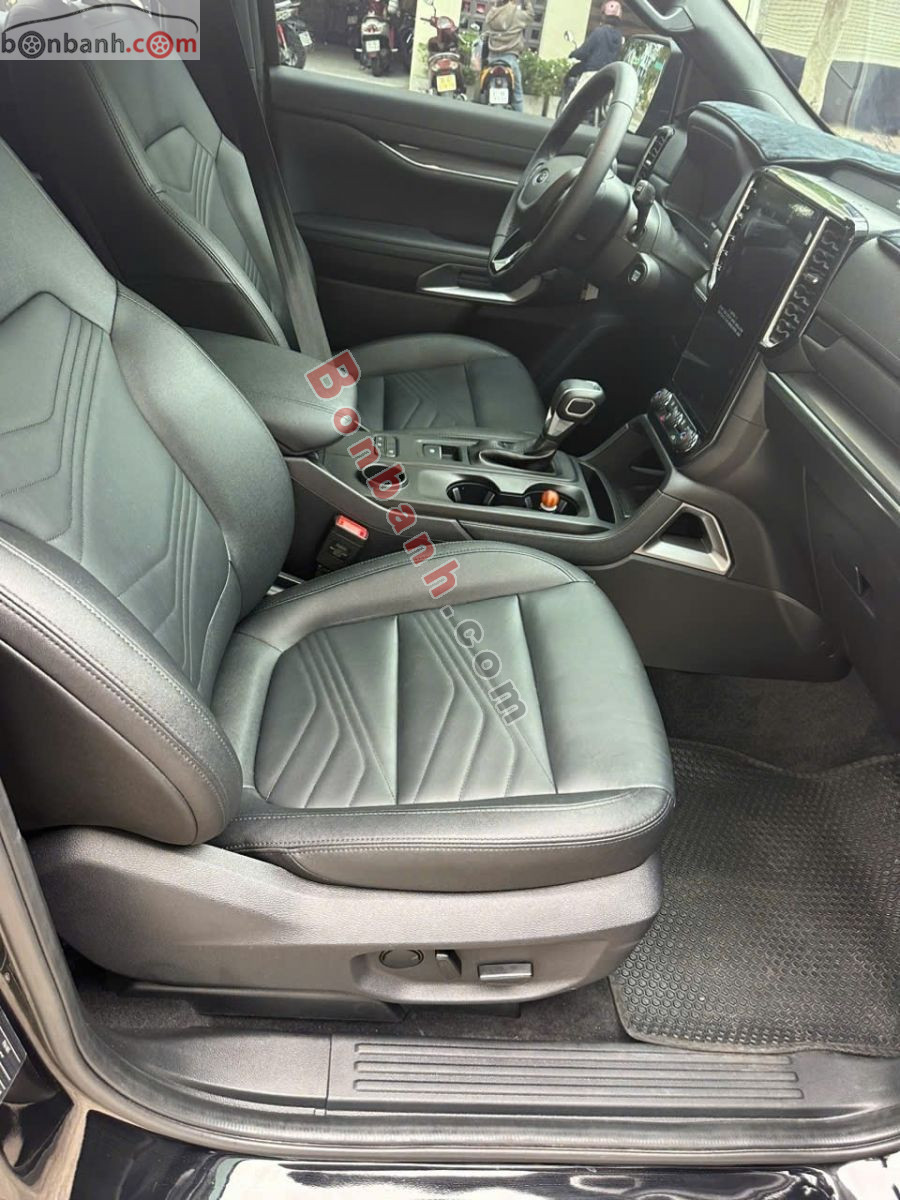 Bán ô tô Ford Everest Titanium 2.0L 4x2 AT - 2025 - xe cũ