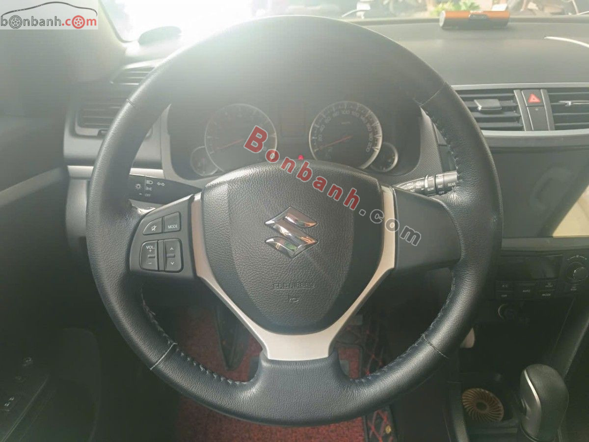 Bán ô tô Suzuki Swift 1.4 AT - 2015 - xe cũ