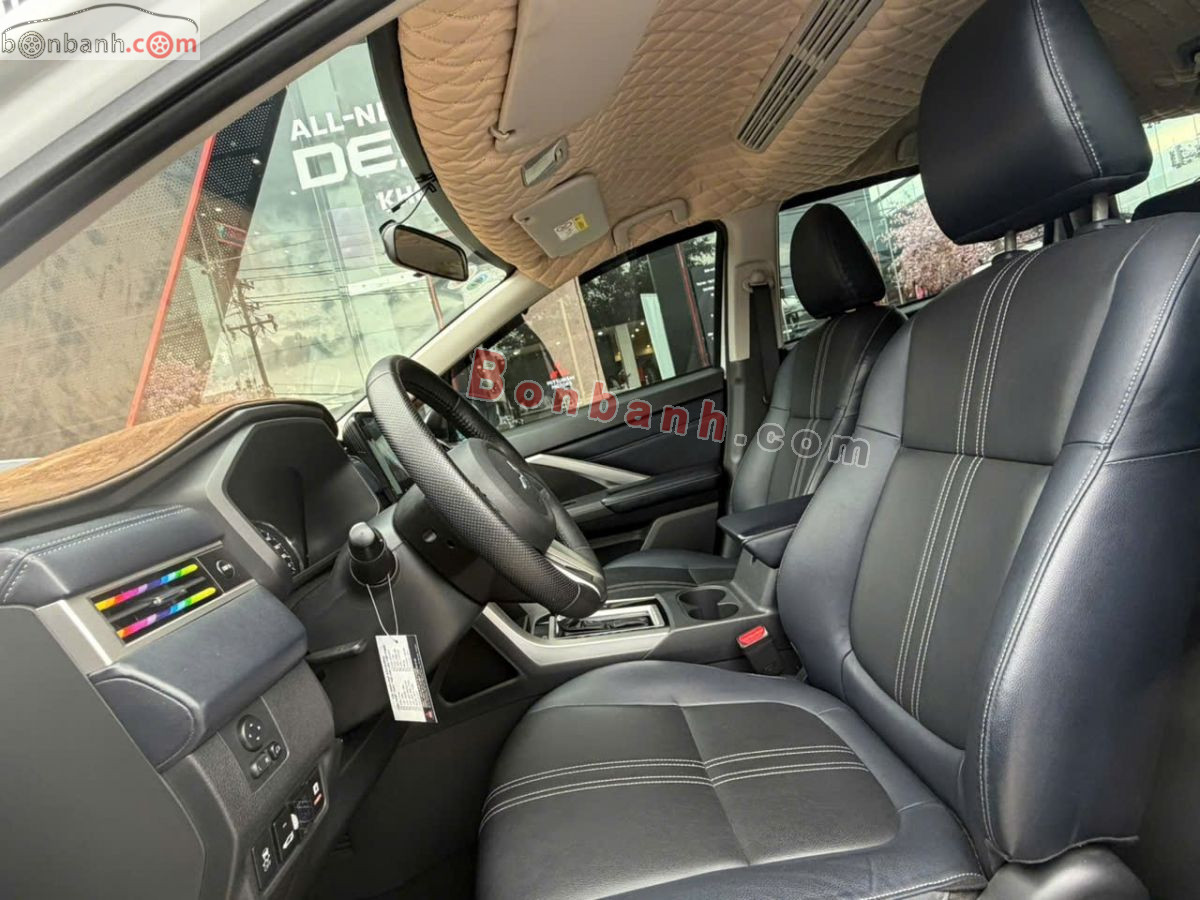 Bán ô tô Mitsubishi Xpander Cross 1.5 AT - 2022 - xe cũ