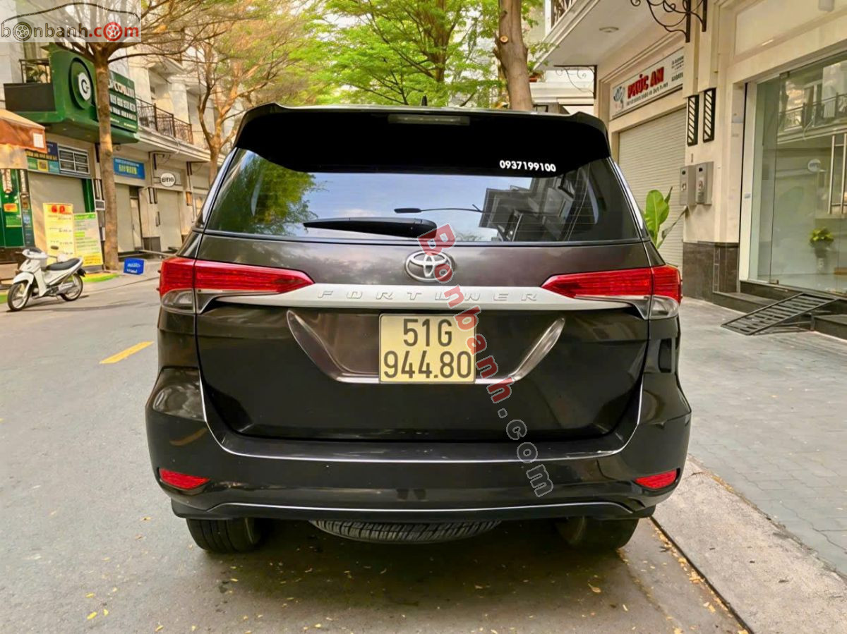 Bán ô tô Toyota Fortuner 2.4G 4x2 MT - 2019 - xe cũ