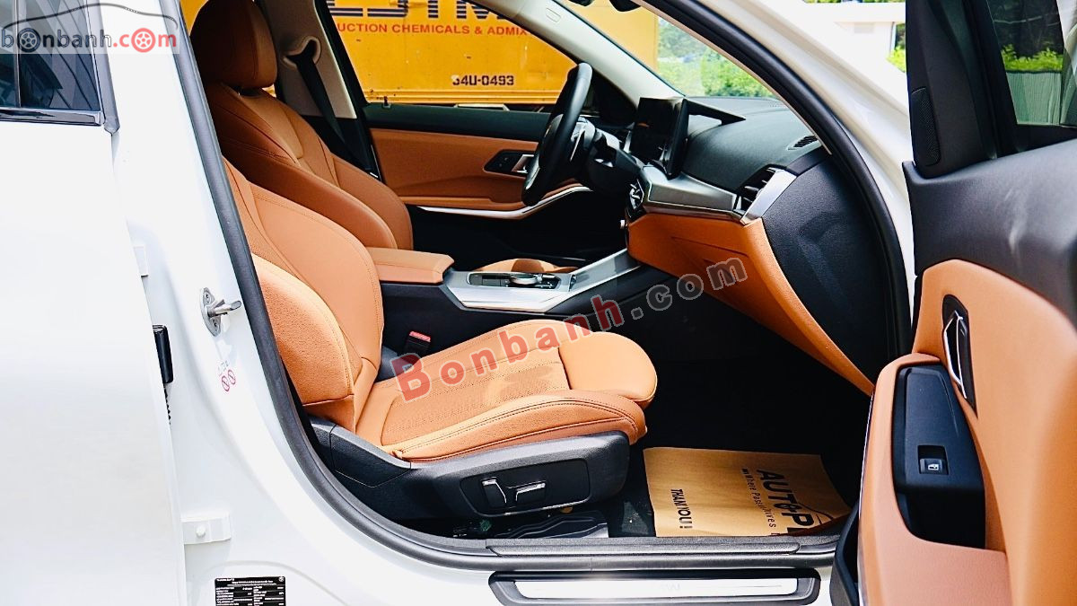 Bán ô tô BMW 3 Series 320i Sport Line - 2024 - xe cũ