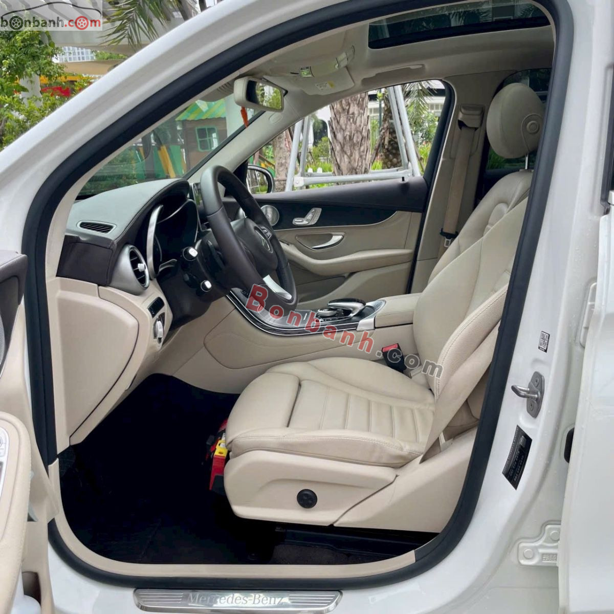 Bán ô tô Mercedes Benz GLC 300 4Matic - 2016 - xe cũ