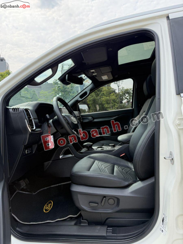 Bán ô tô Ford Everest Titanium Plus 2.0L 4x4 AT - 2025 - xe cũ