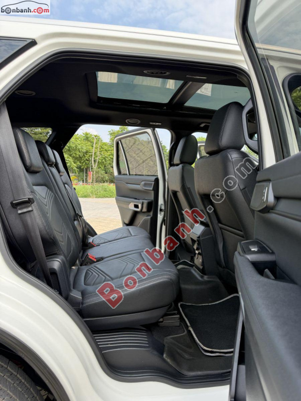 Bán ô tô Ford Everest Titanium Plus 2.0L 4x4 AT - 2025 - xe cũ