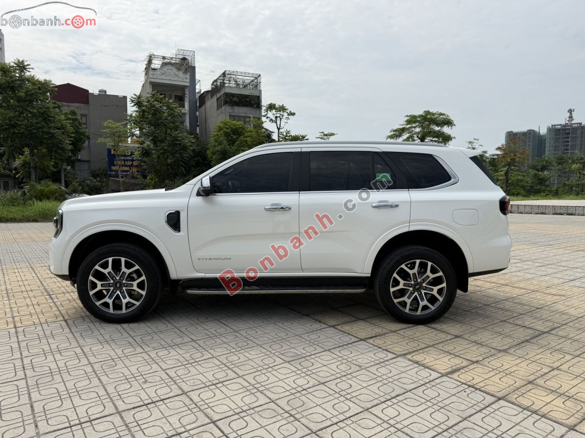 Bán ô tô Ford Everest Titanium Plus 2.0L 4x4 AT - 2025 - xe cũ