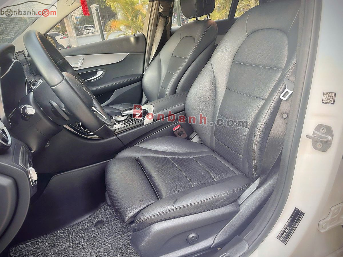 Bán ô tô Mercedes Benz C class C180 - 2020 - xe cũ