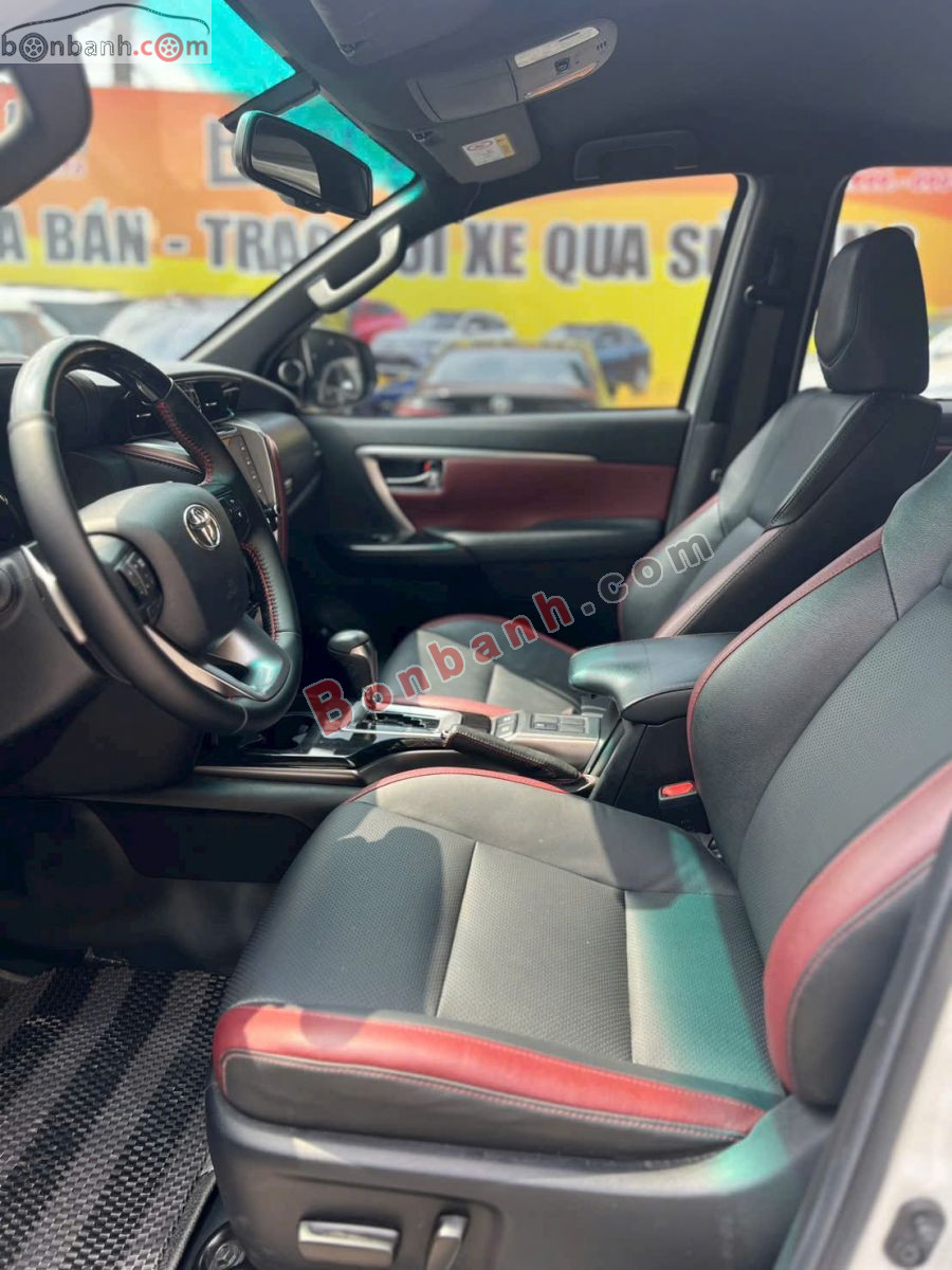 Bán ô tô Toyota Fortuner Legender 2.4L 4x2 AT - 2022 - xe cũ