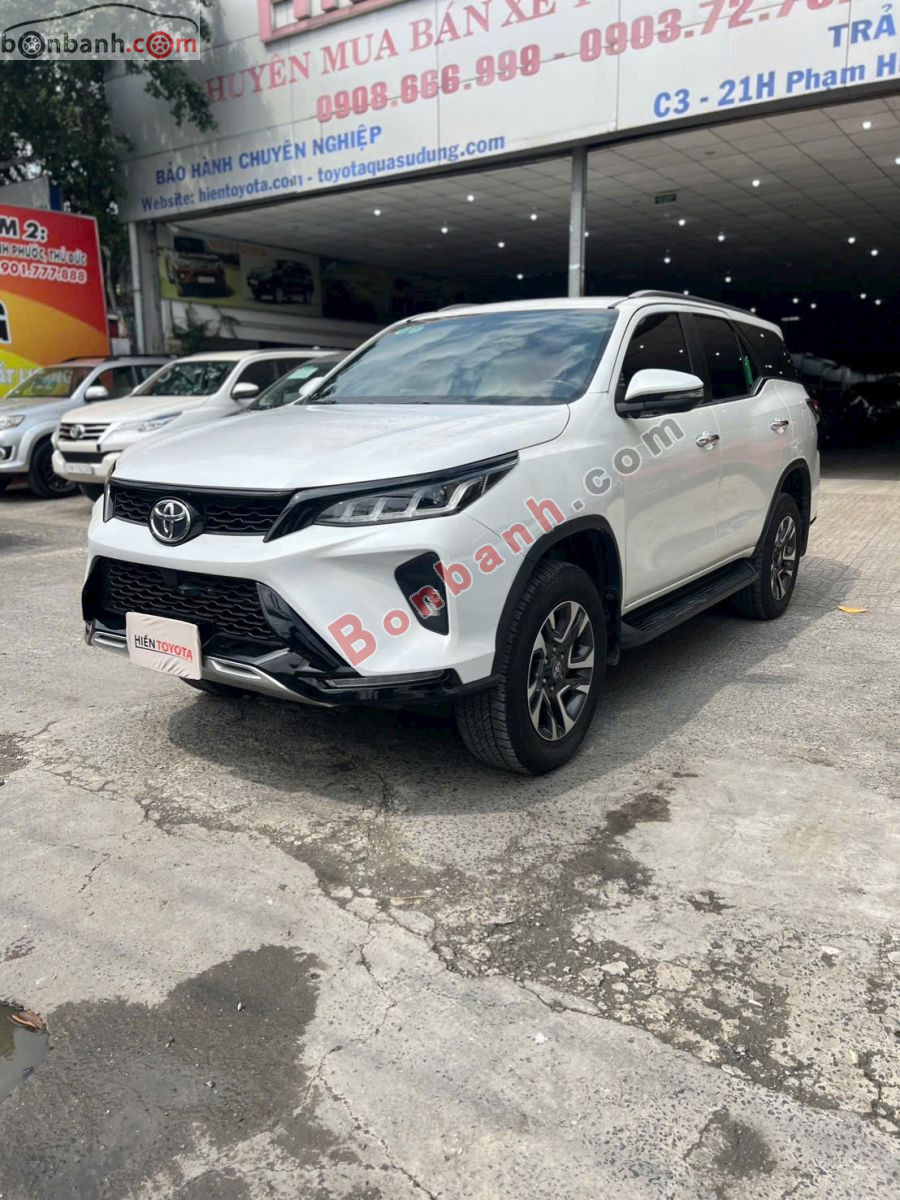 Bán ô tô Toyota Fortuner Legender 2.4L 4x2 AT - 2022 - xe cũ