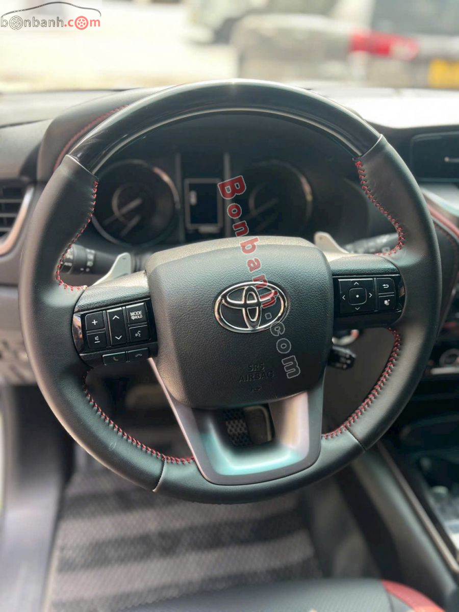 Bán ô tô Toyota Fortuner Legender 2.4L 4x2 AT - 2022 - xe cũ
