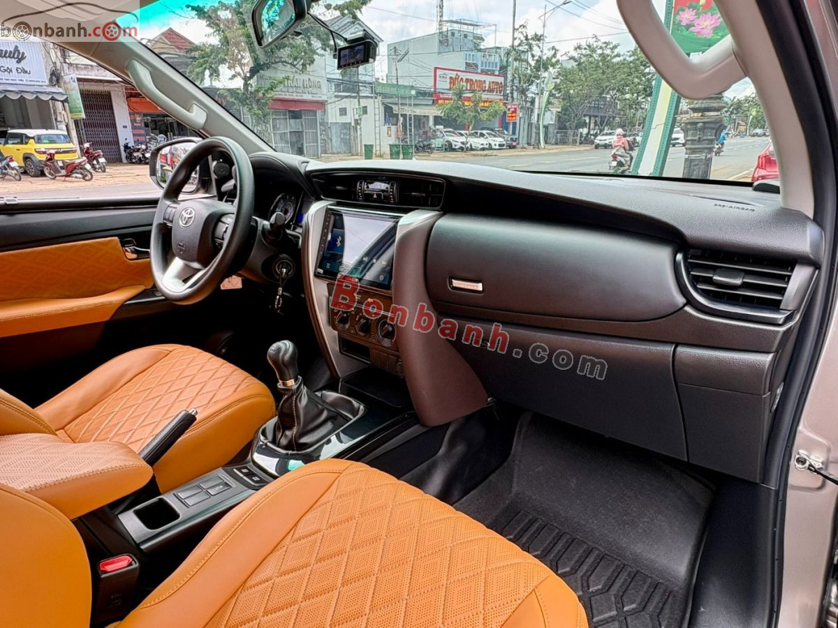 Bán ô tô Toyota Fortuner 2.4G 4x2 MT - 2020 - xe cũ
