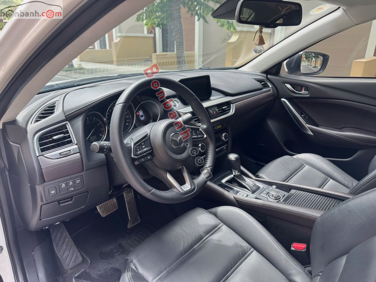 Bán ô tô Mazda 6 Premium 2.0 AT - 2021 - xe cũ