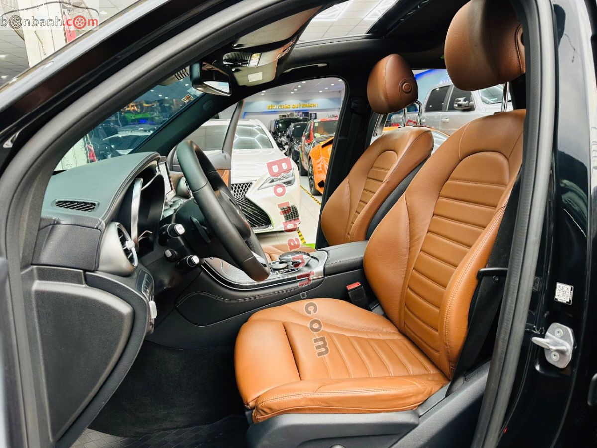 Bán ô tô Mercedes Benz GLC 300 4Matic - 2018 - xe cũ