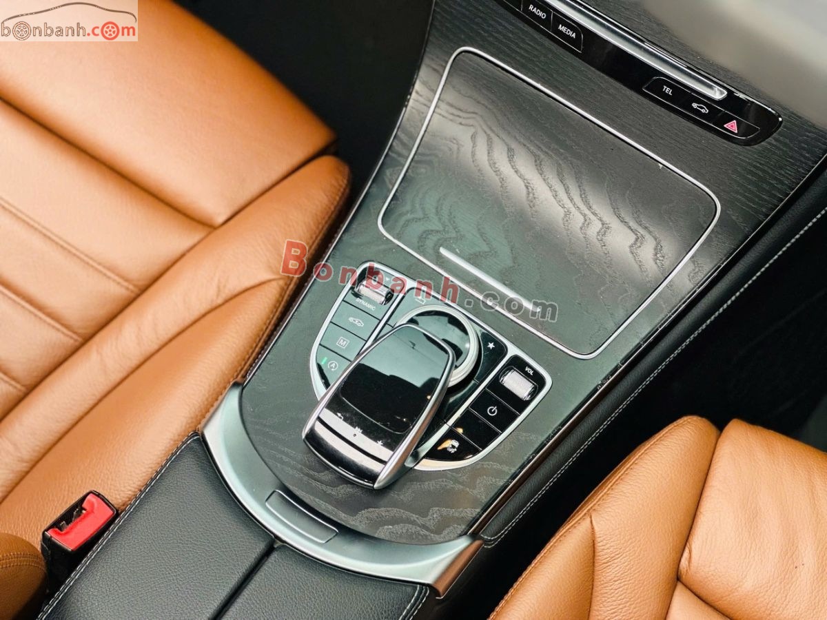 Bán ô tô Mercedes Benz GLC 300 4Matic - 2018 - xe cũ