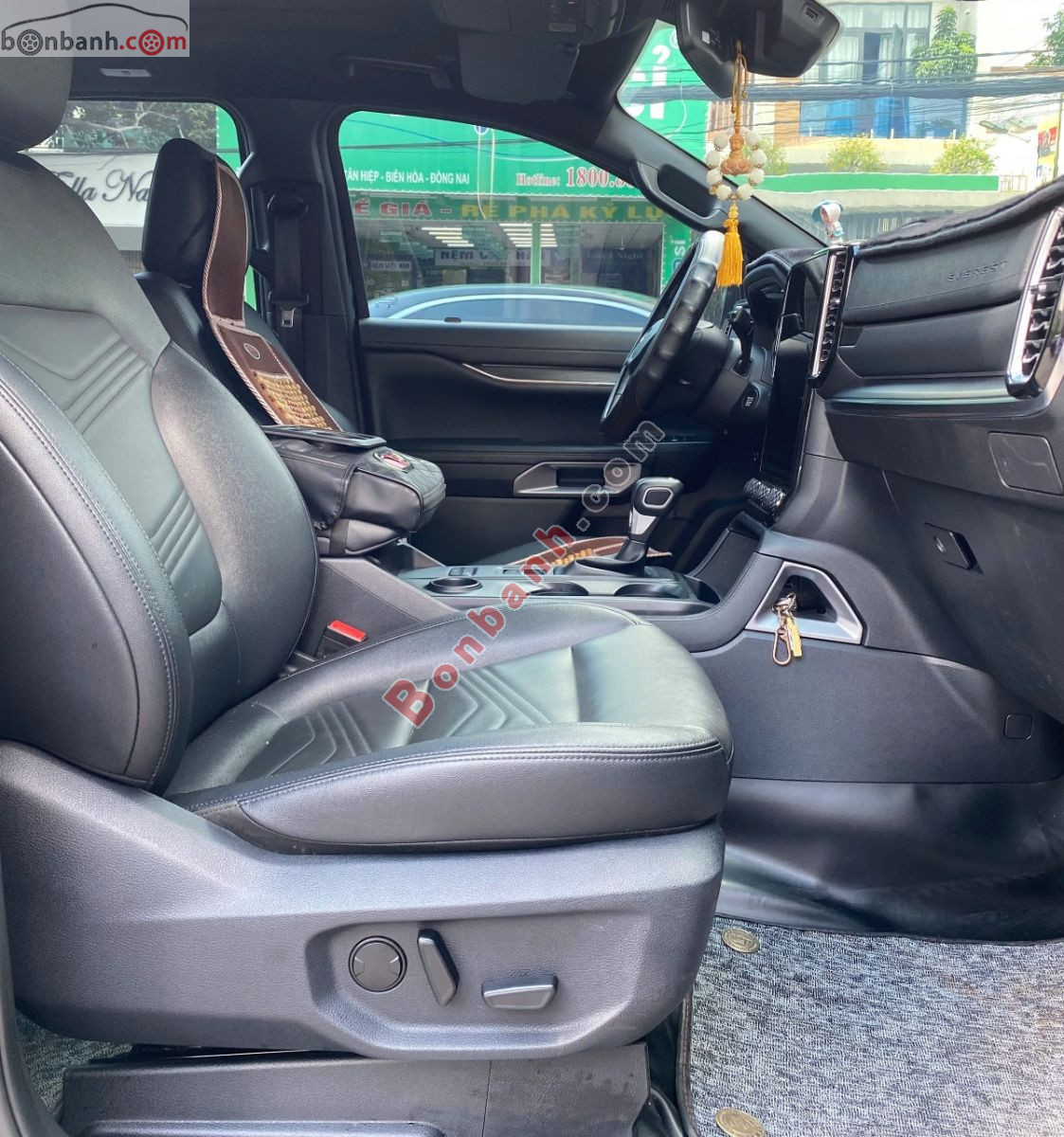 Bán ô tô Ford Everest Titanium 2.0L 4x2 AT - 2024 - xe cũ