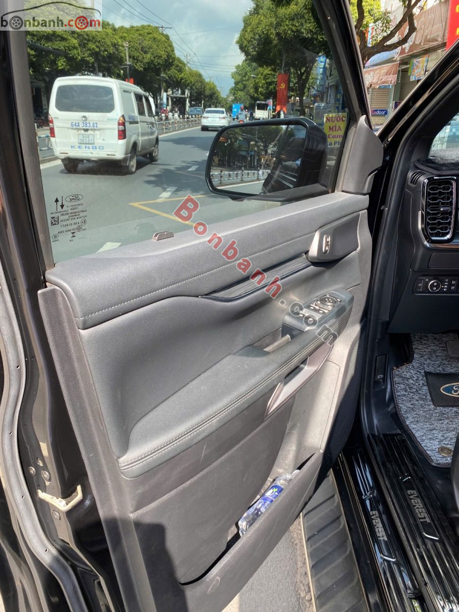 Bán ô tô Ford Everest Titanium 2.0L 4x2 AT - 2024 - xe cũ