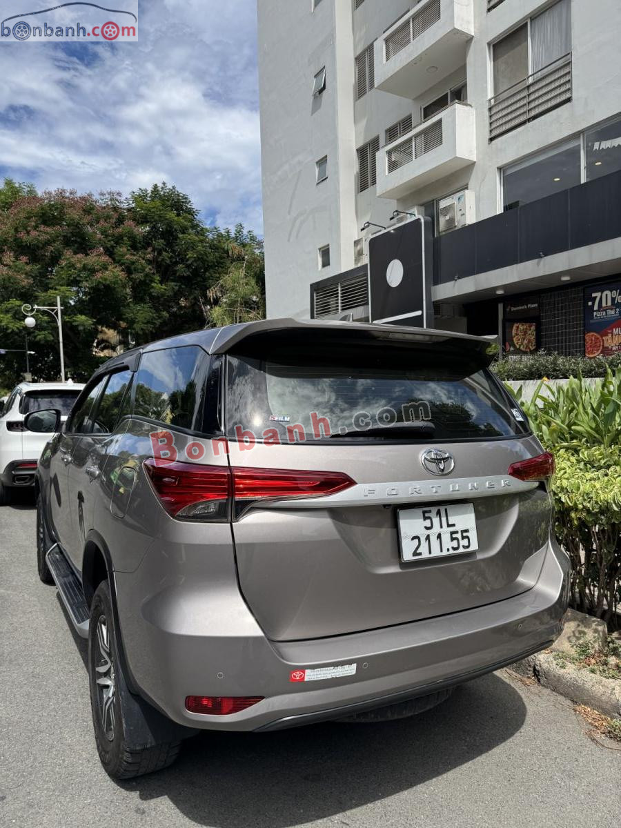 Bán ô tô Toyota Fortuner 2.4L 4x2 MT - 2022 - xe cũ