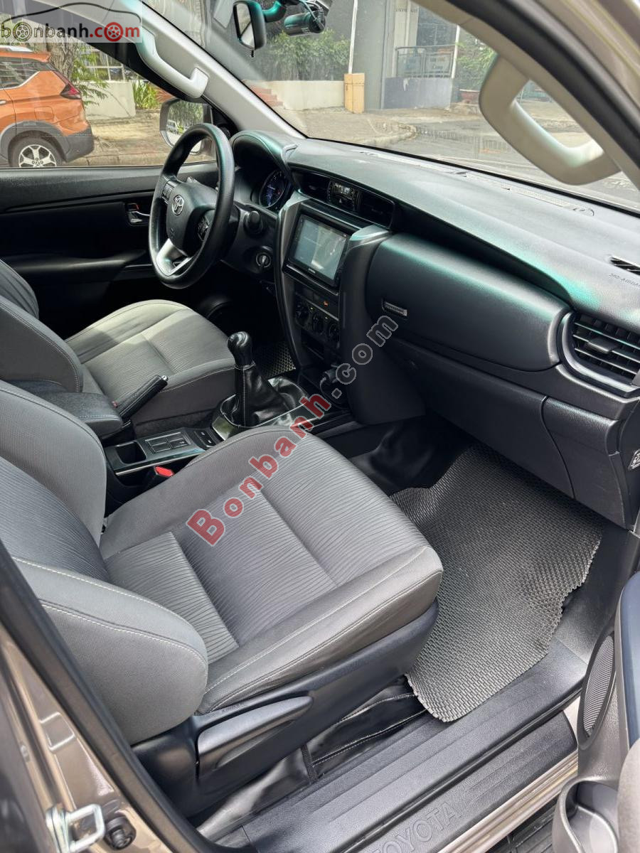 Bán ô tô Toyota Fortuner 2.4L 4x2 MT - 2022 - xe cũ