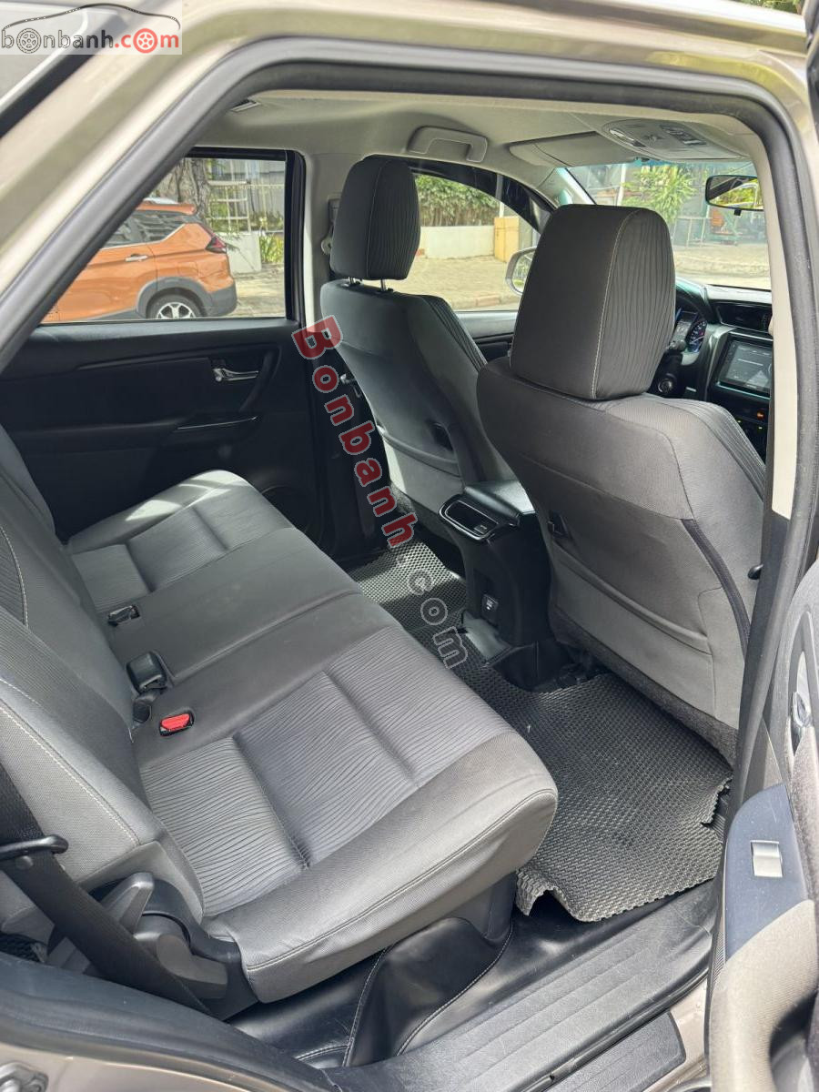 Bán ô tô Toyota Fortuner 2.4L 4x2 MT - 2022 - xe cũ
