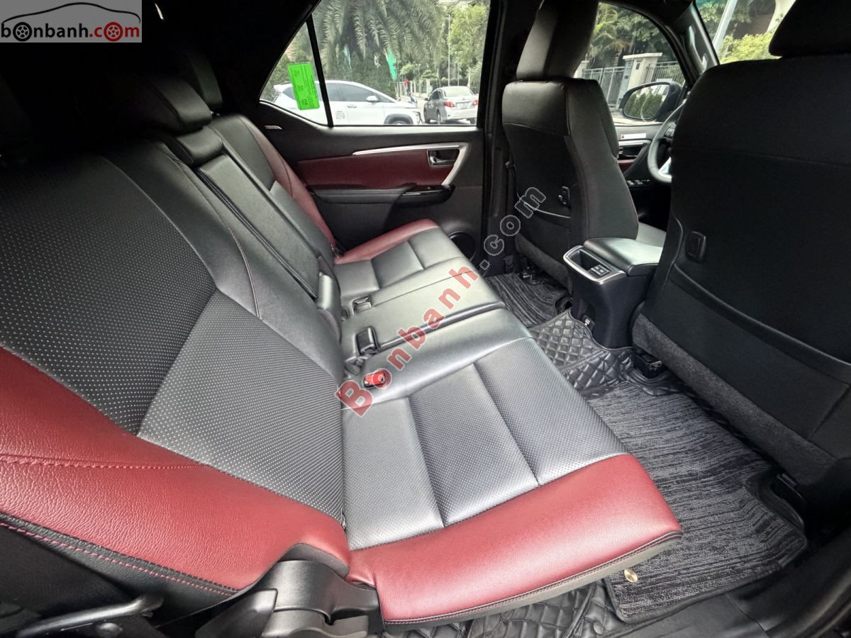 Bán ô tô Toyota Fortuner Legender 2.4L 4x2 AT - 2024 - xe cũ