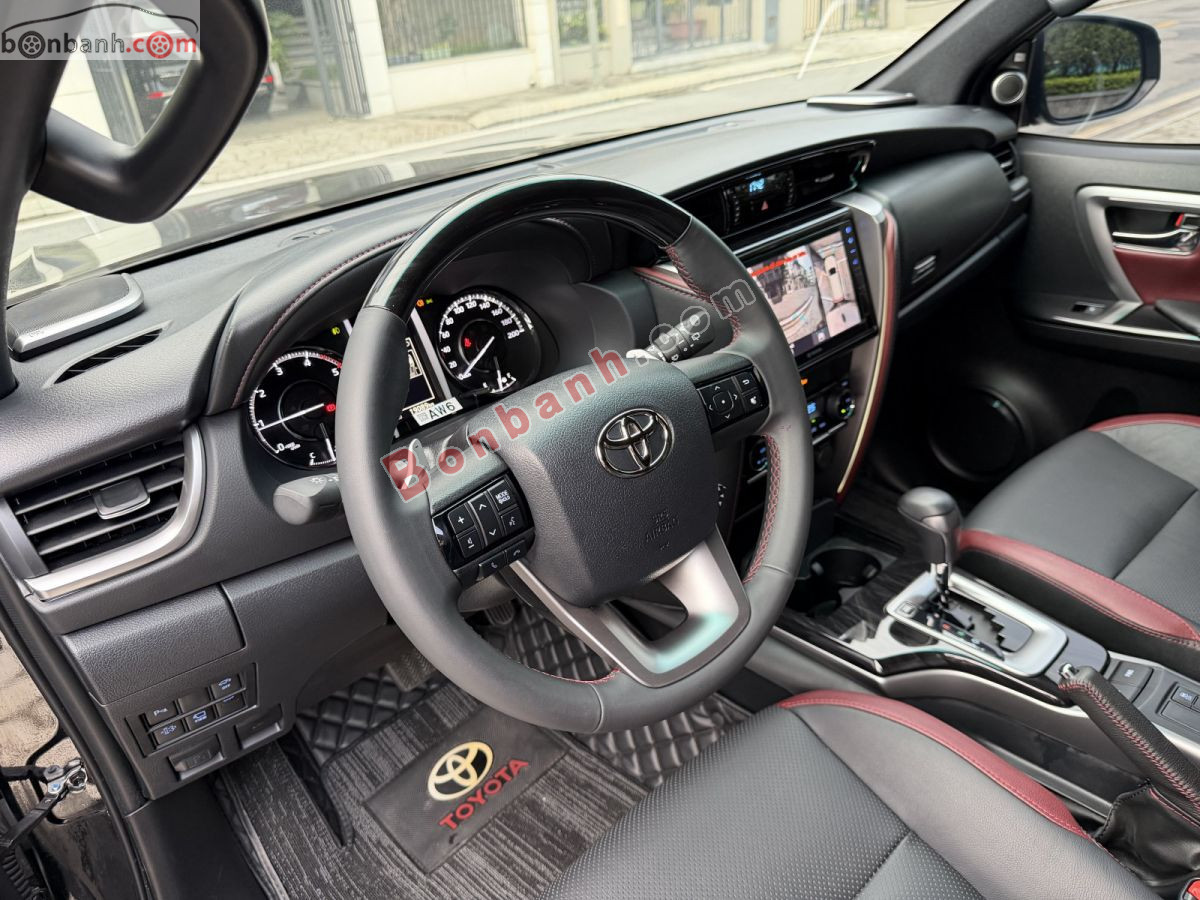 Bán ô tô Toyota Fortuner Legender 2.4L 4x2 AT - 2024 - xe cũ