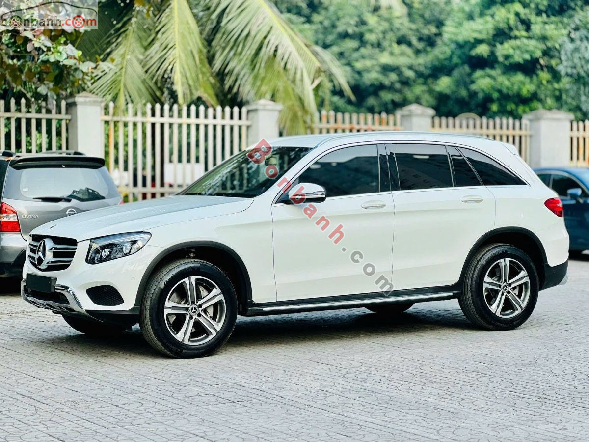 Bán ô tô Mercedes Benz GLC 250 4Matic - 2017 - xe cũ