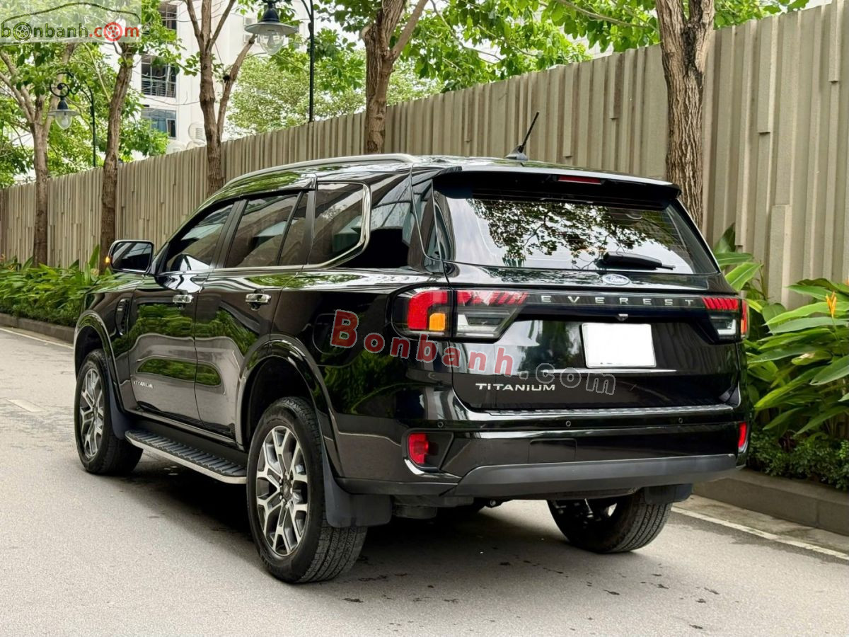 Bán ô tô Ford Everest Titanium 2.0L 4x2 AT - 2022 - xe cũ