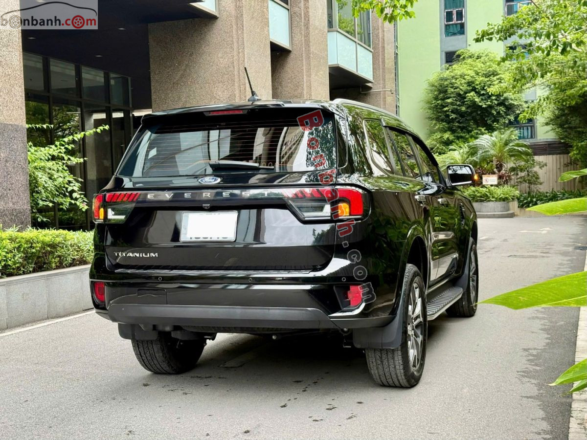 Bán ô tô Ford Everest Titanium 2.0L 4x2 AT - 2022 - xe cũ
