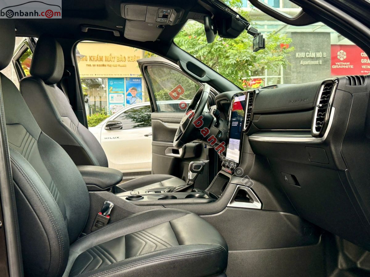 Bán ô tô Ford Everest Titanium 2.0L 4x2 AT - 2022 - xe cũ