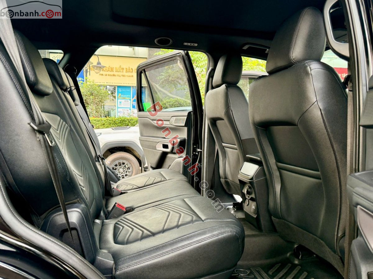 Bán ô tô Ford Everest Titanium 2.0L 4x2 AT - 2022 - xe cũ
