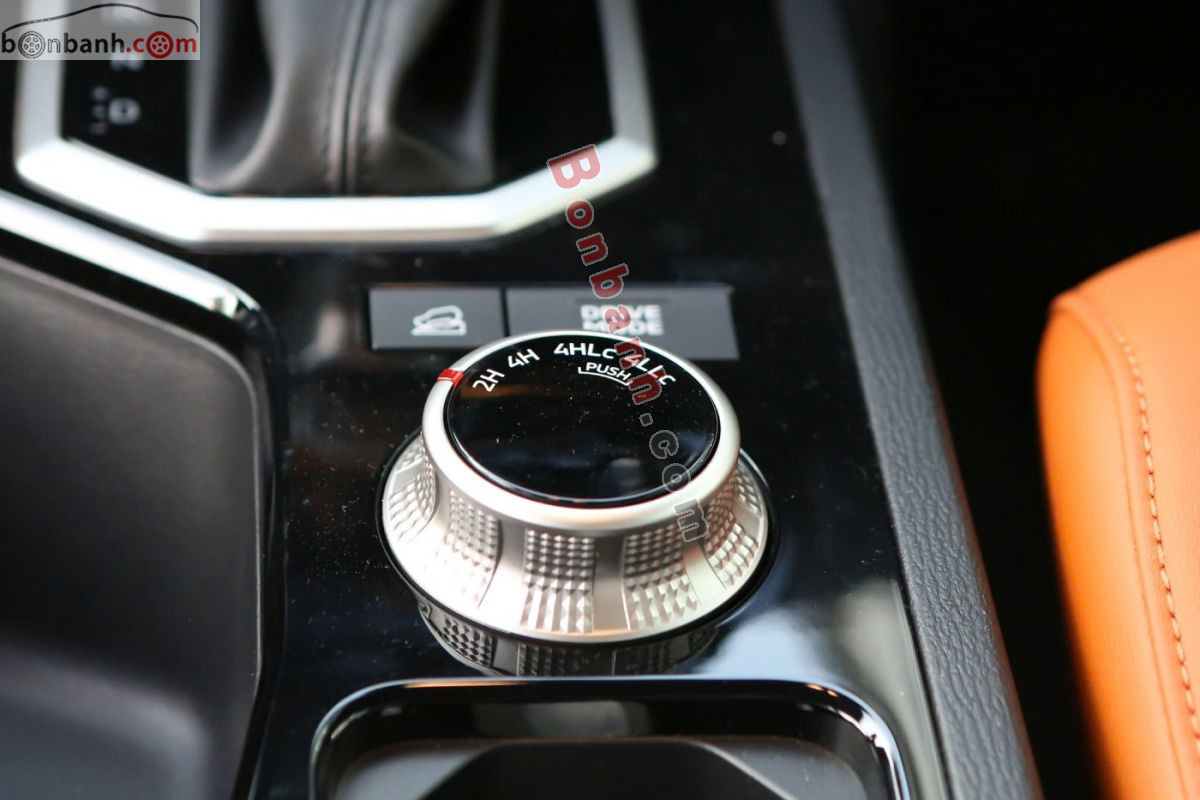 Bán ô tô Mitsubishi Triton Athlete 4WD AT - 2025 - xe mới
