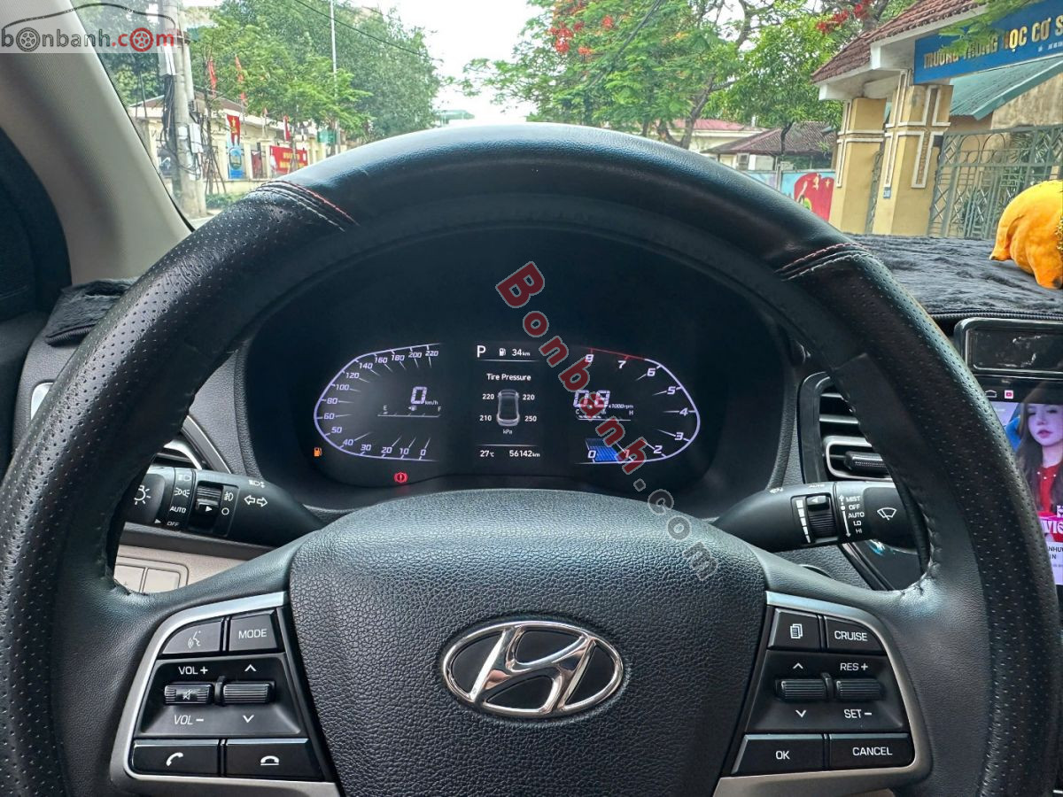 Bán ô tô Hyundai Accent 1.4 AT Đặc Biệt - 2021 - xe cũ