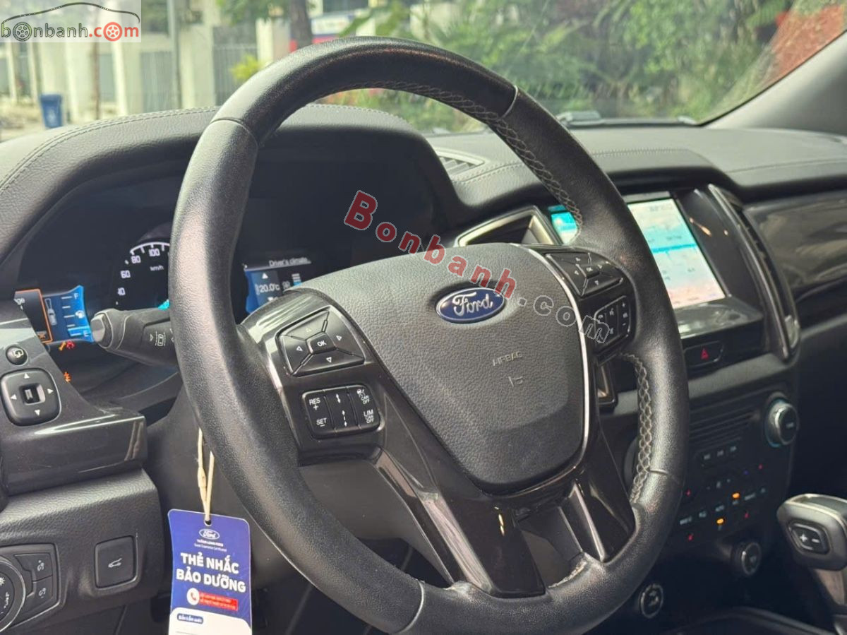 Bán ô tô Ford Everest Titanium 2.0L 4x4 AT - 2022 - xe cũ