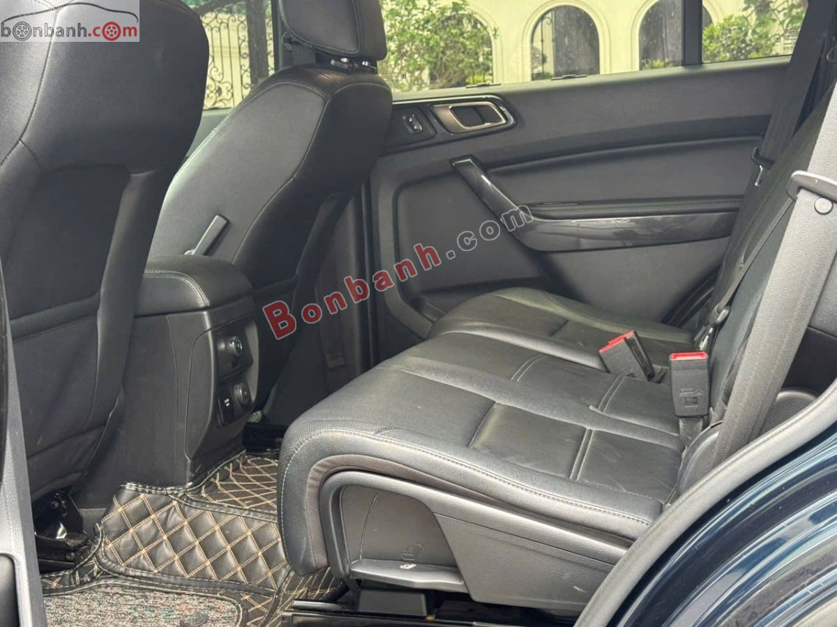 Bán ô tô Ford Everest Titanium 2.0L 4x4 AT - 2022 - xe cũ