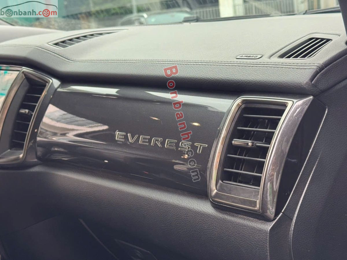 Bán ô tô Ford Everest Titanium 2.0L 4x4 AT - 2022 - xe cũ