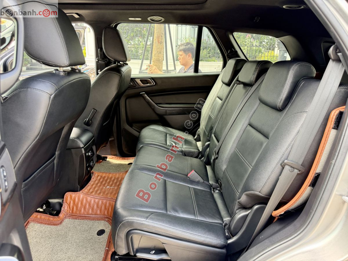 Bán ô tô Ford Everest Titanium 2.0L 4x4 AT - 2021 - xe cũ