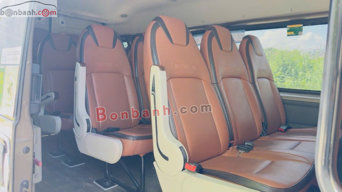 Bán ô tô Ford Transit Tiêu chuẩn - 2023 - xe cũ