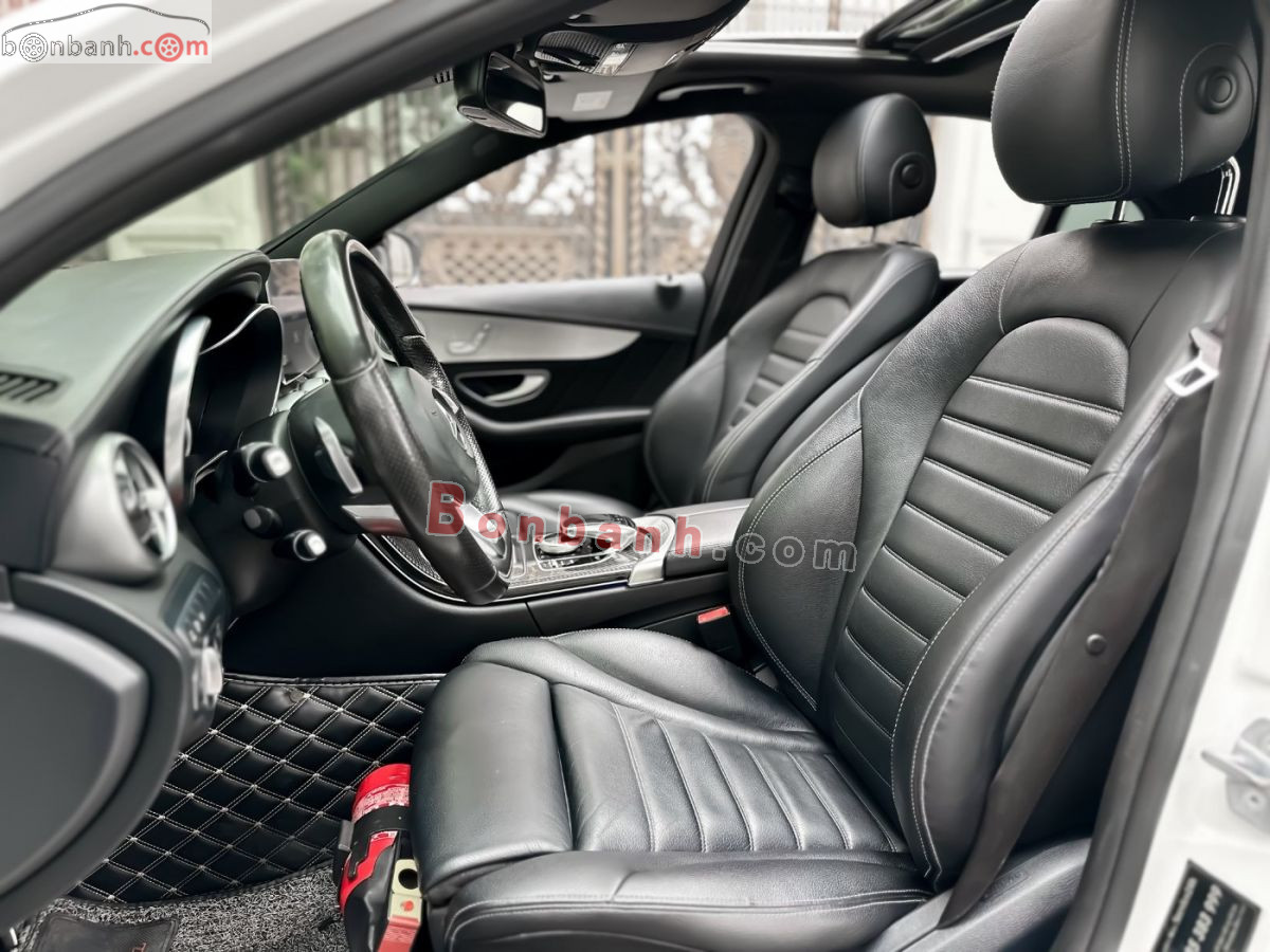 Bán ô tô Mercedes Benz C class C300 AMG - 2017 - xe cũ