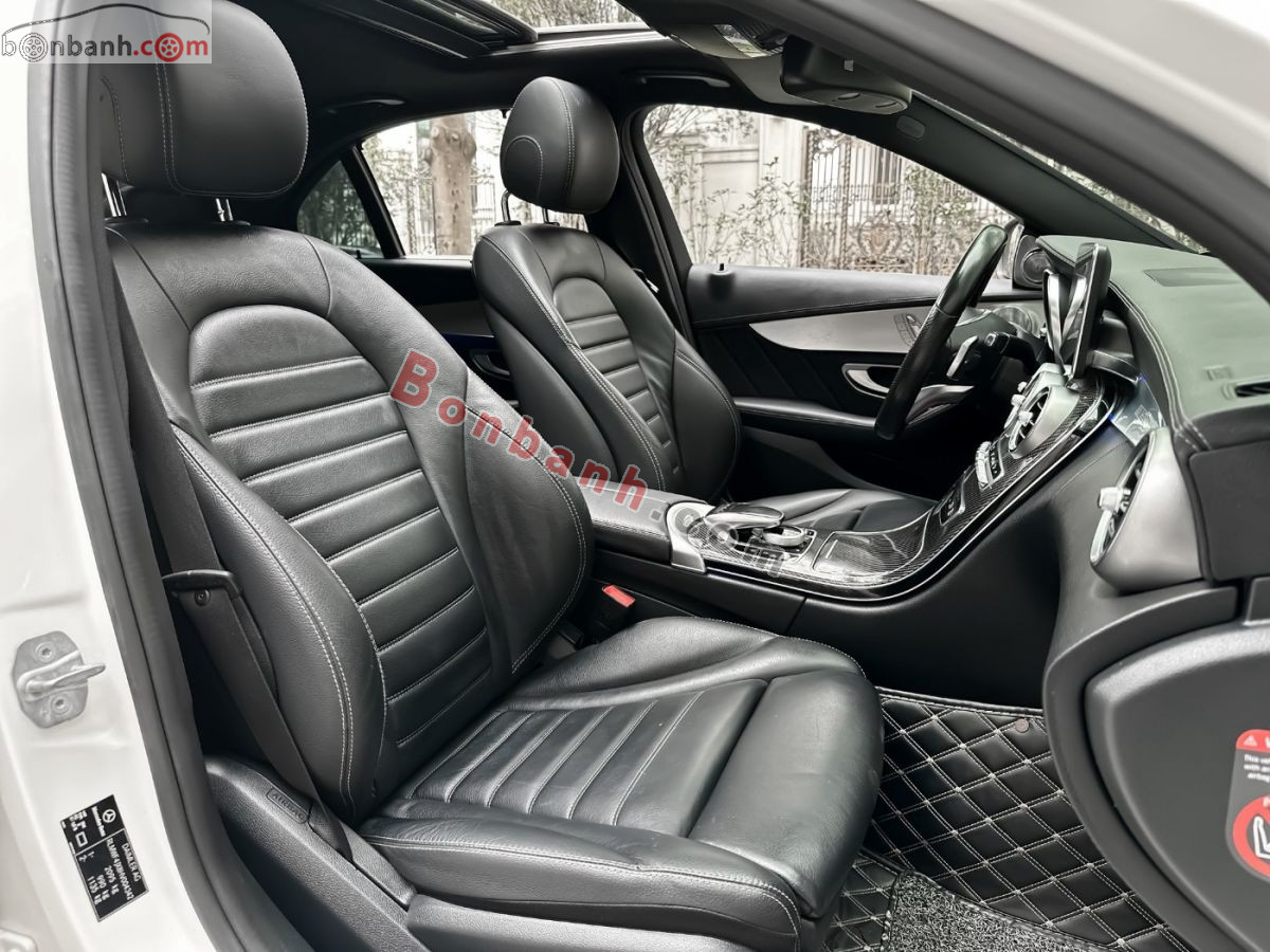 Bán ô tô Mercedes Benz C class C300 AMG - 2017 - xe cũ